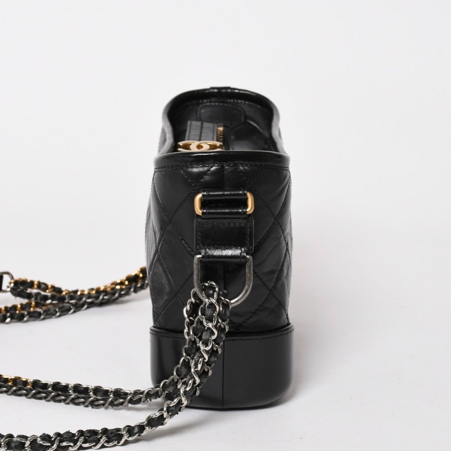 Chanel Gabrielle Shoulder Bag Chain Leather Black Gold — view 4