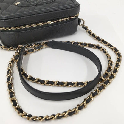 Chanel Shoulder Bag Quilted CC Filigree Leather Black — view 7
