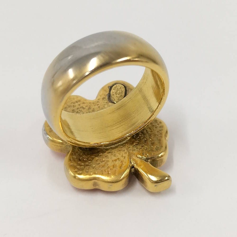 Chanel Ring CC Logo Four Leaf Clover Motif Plated Gold Pink — view 6