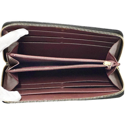 Chanel Wallet Quilted Caviar Leather Black Gold Zip Around — view 4