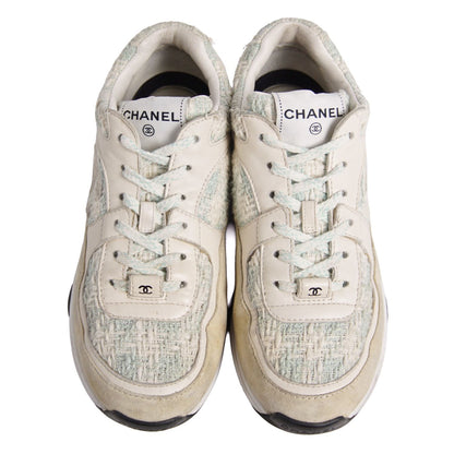 Chanel Sneakers Low-Cut CC Logo Tweet — view 4