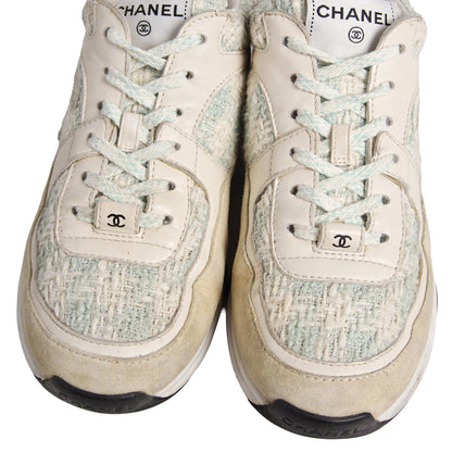 Chanel Sneakers Low-Cut CC Logo Tweet — view 3