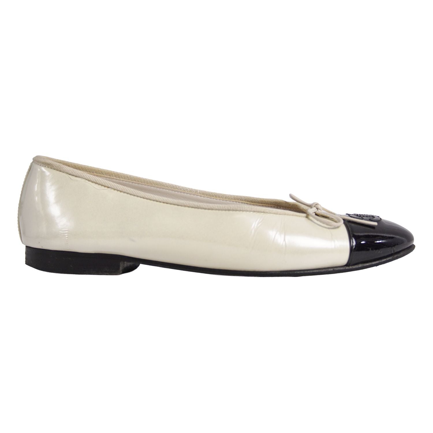 Chanel Pumps Ballerina Ribbon CC Logo Flat — view 6