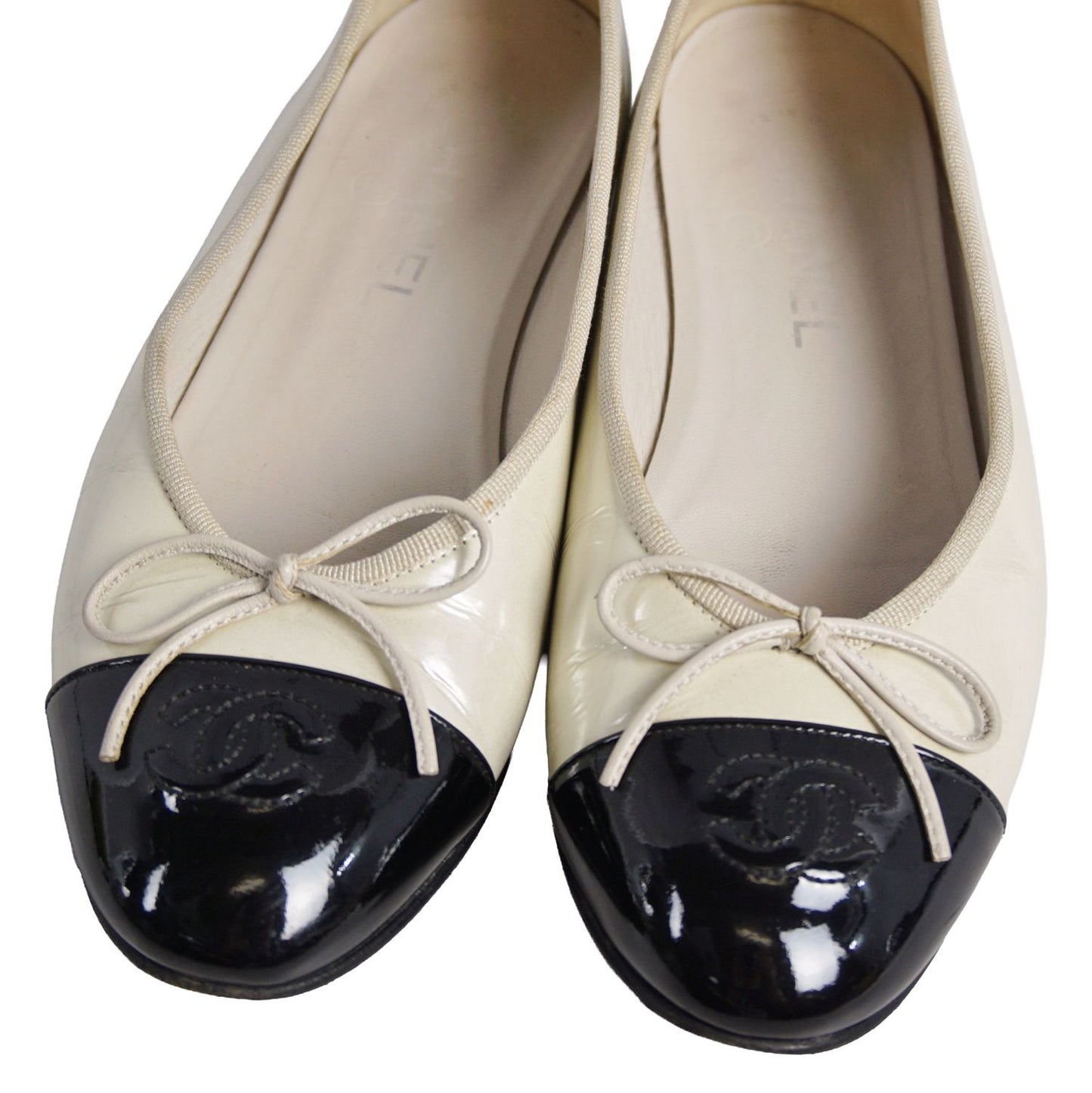 Chanel Pumps Ballerina Ribbon CC Logo Flat — view 3