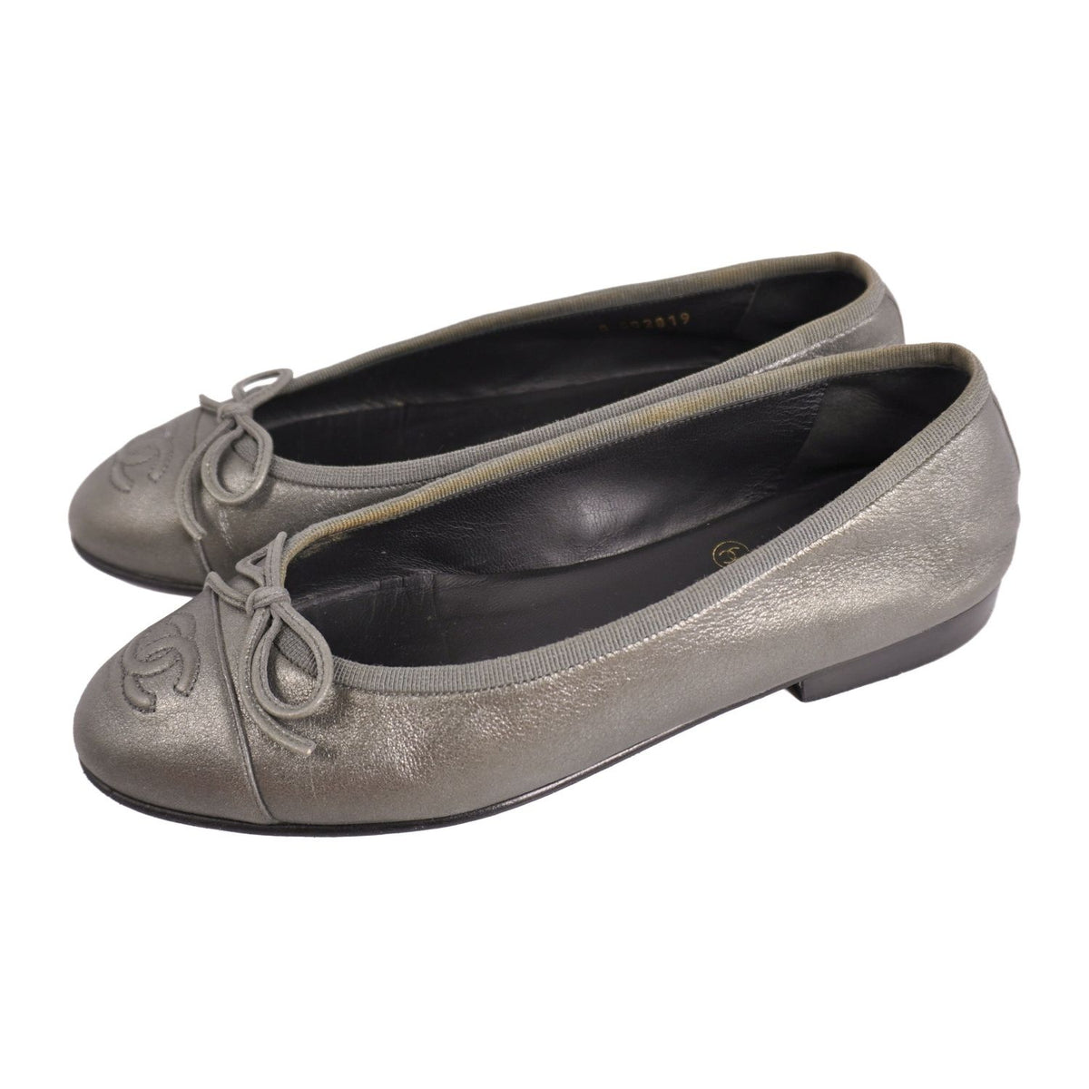 Chanel Pumps Ballerina Ribbon CC Logo Flats — view 2