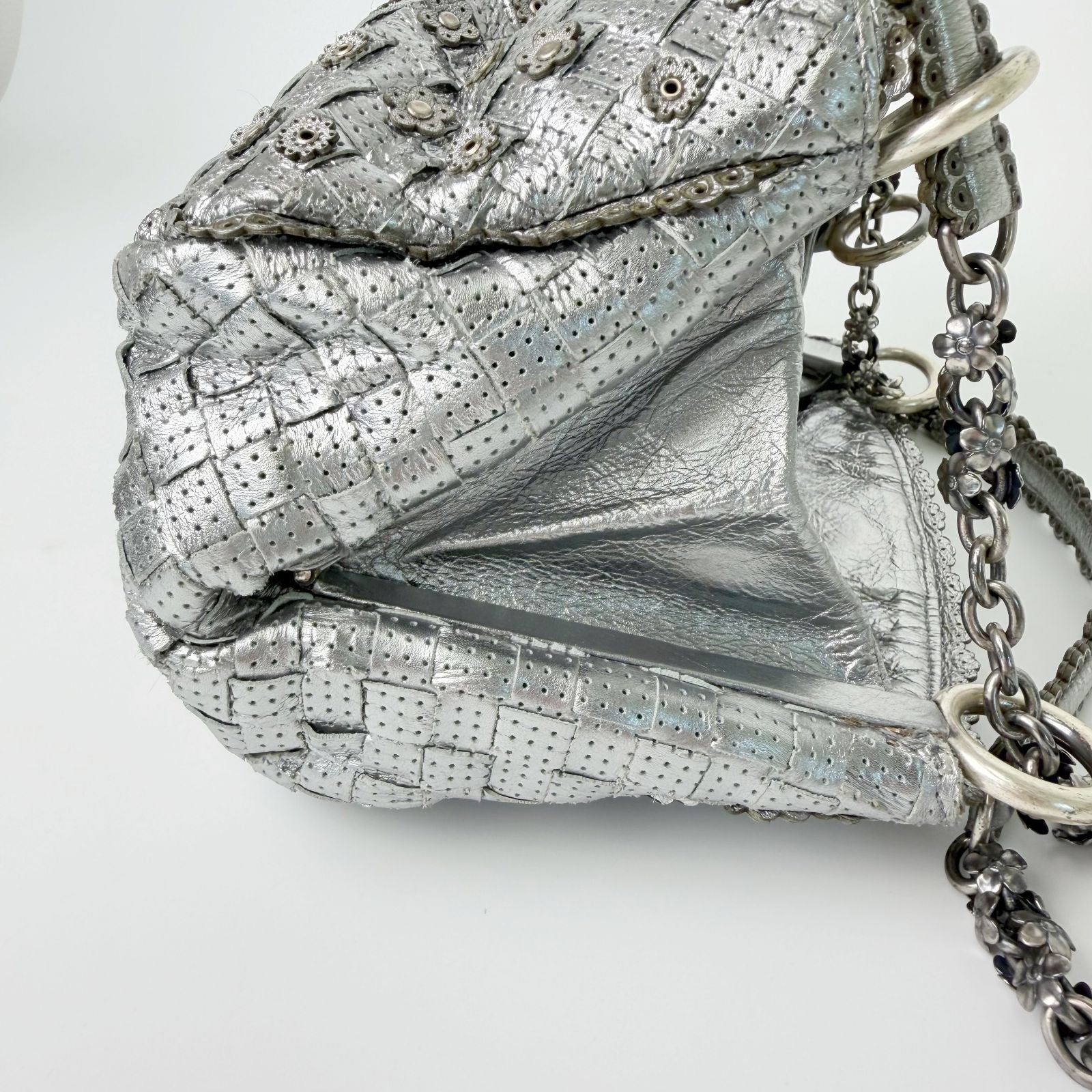 Bottega Veneta Intrecciato Sequin Chain Shoulder Bag Leather Silver Vintage — view 6