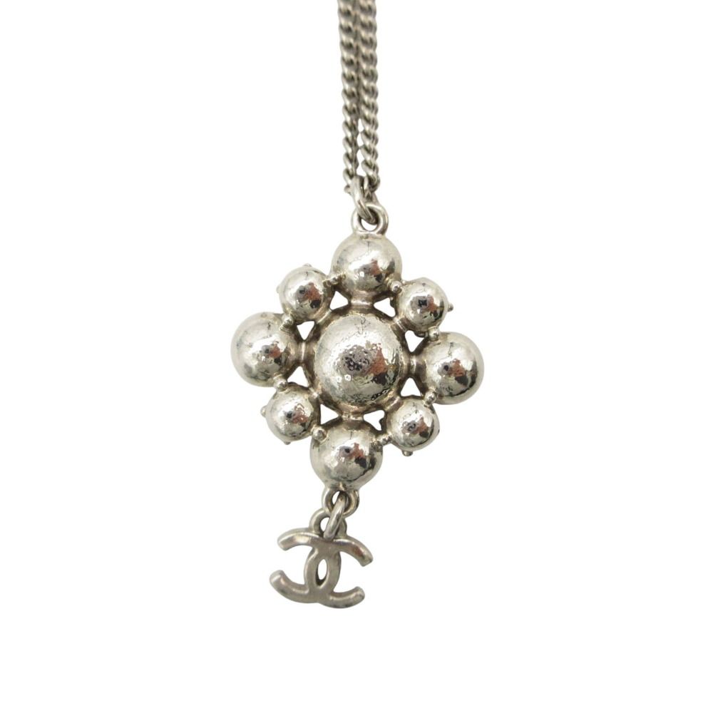 Chanel Necklace CC Logo Metal Rhinestone Silver — view 3