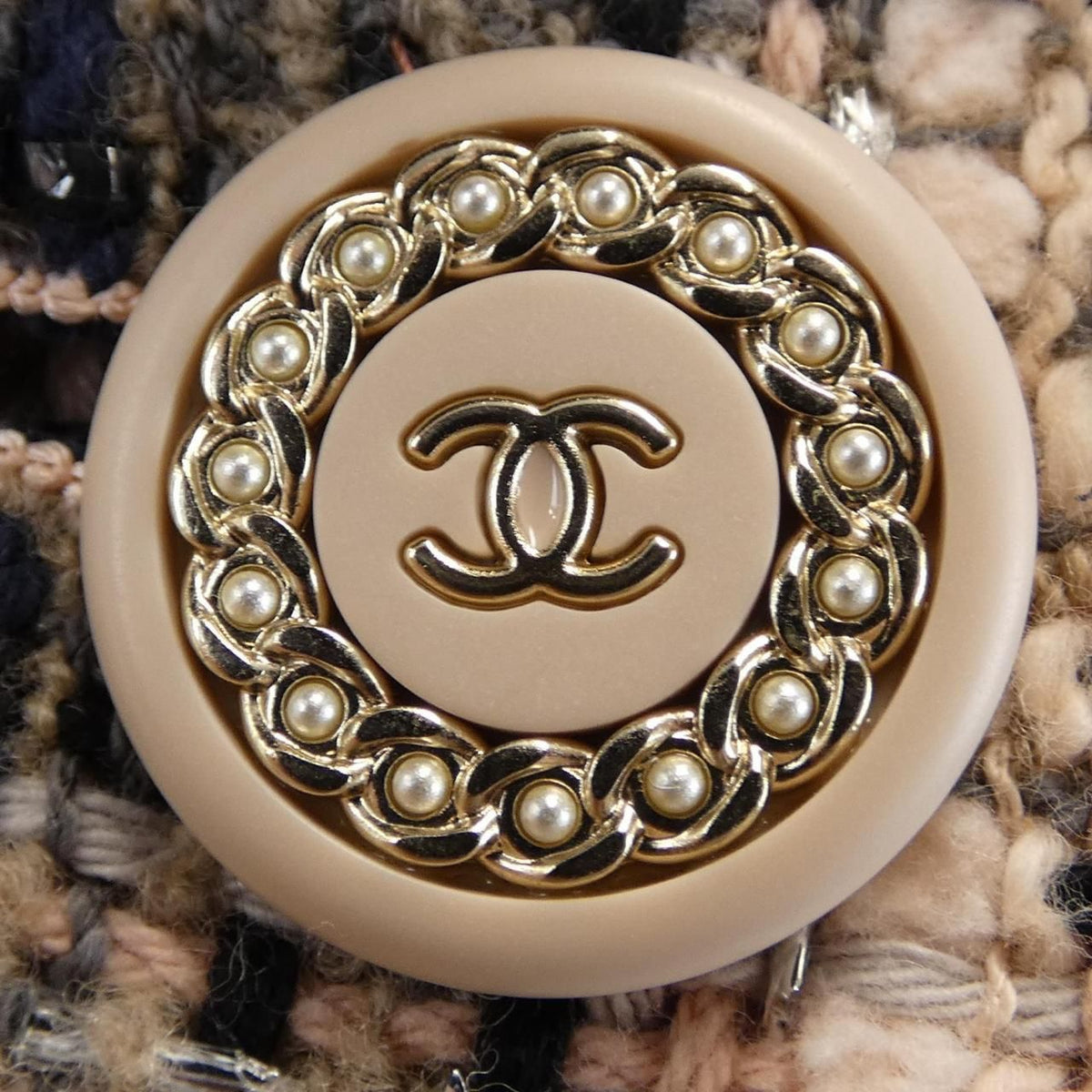 Chanel Jacket Beige — view 8