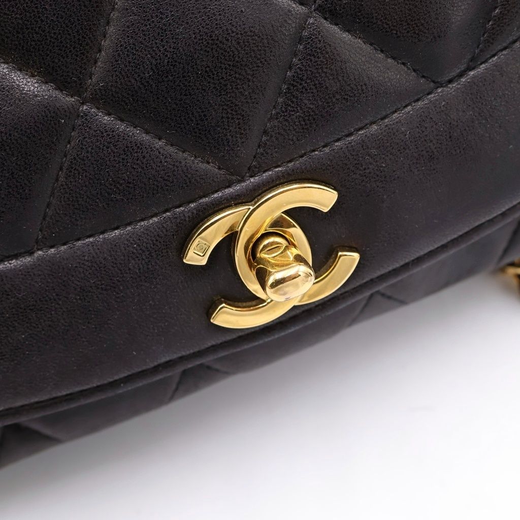 Chanel Diana 25 S Flap S Chain Shoulder Bag Black Lambskin Gold — view 7