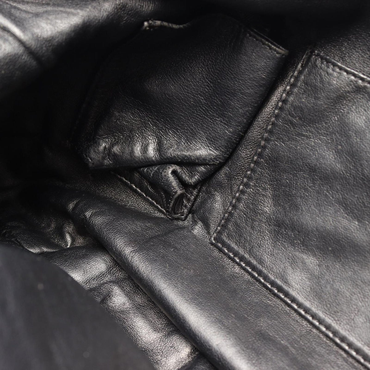 Chanel Shoulder Bag Hobo Black Leather — view 7