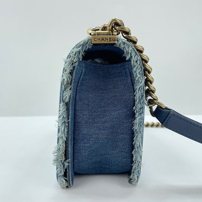 Chanel Shoulder Bag — view 5