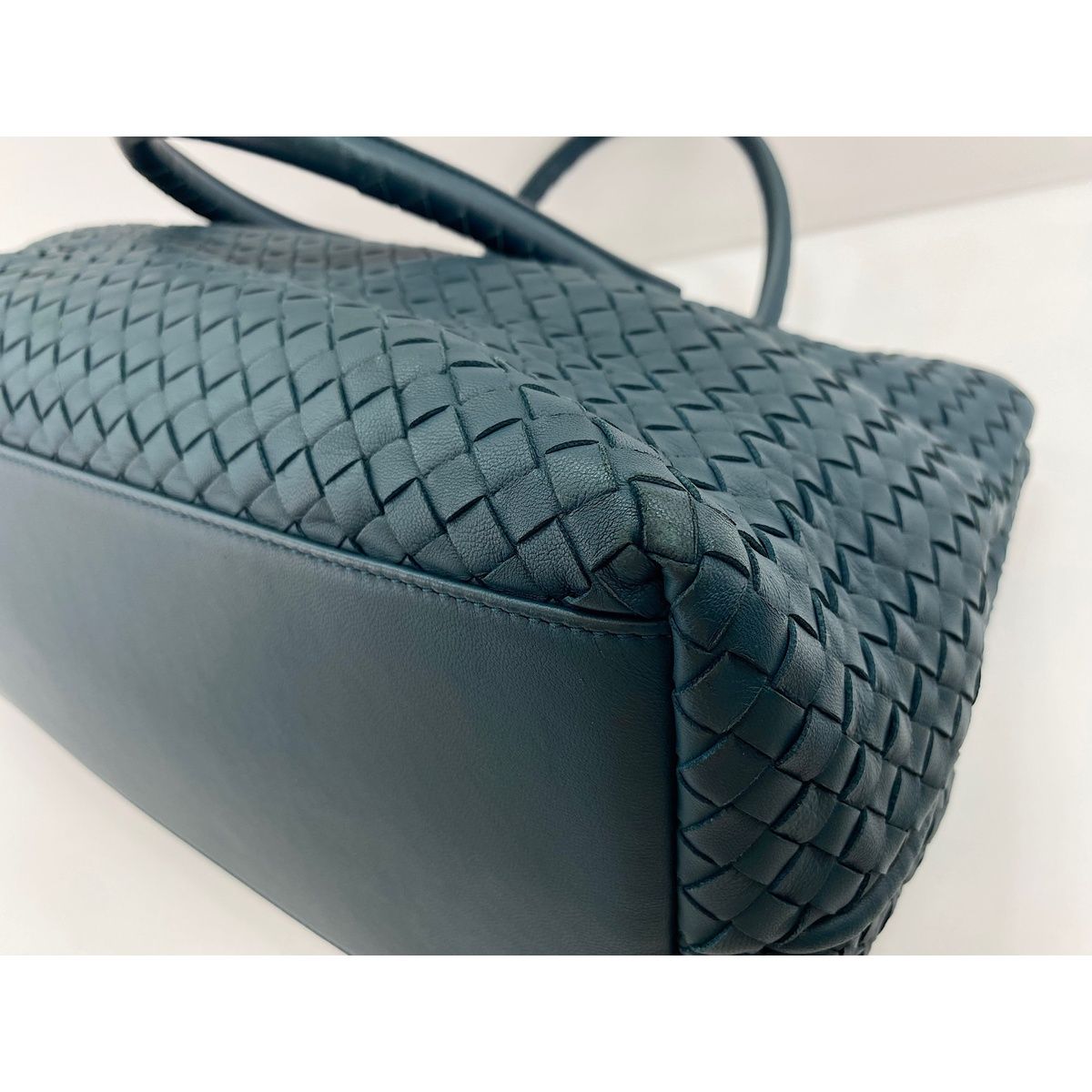 Bottega Veneta Handbag Intrecciato — view 7