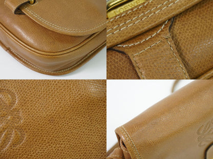 Loewe Anagram Shoulder Bag Pochette Leather Brown — view 7