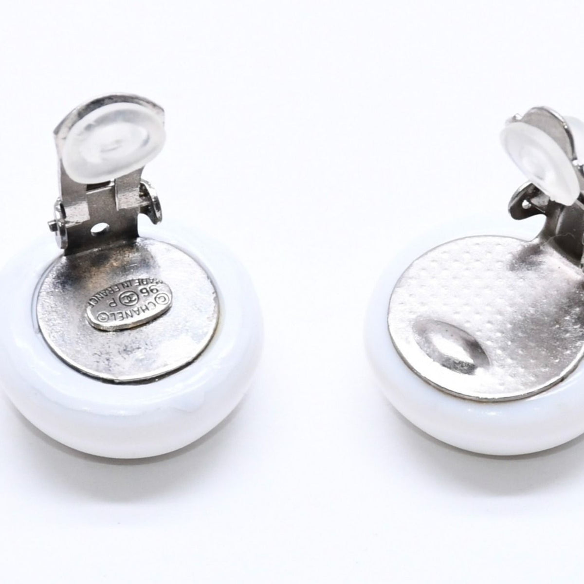 Chanel 96P CC Logo Earrings 96 Resin Metal White Black Bicolor — view 5