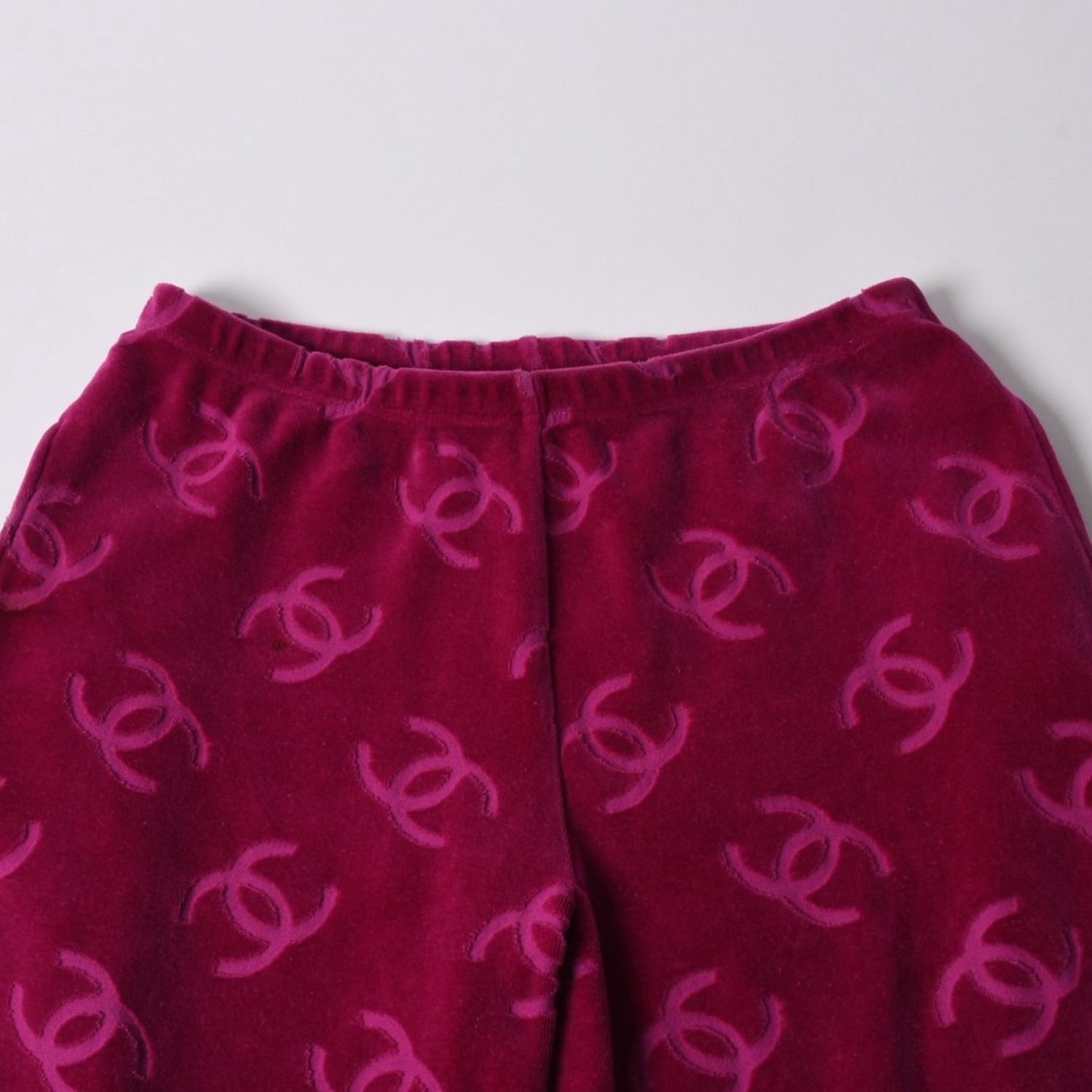Chanel Vintage Velour Pants CC Logo Pink Archive Karl Lagerfeld — view 3