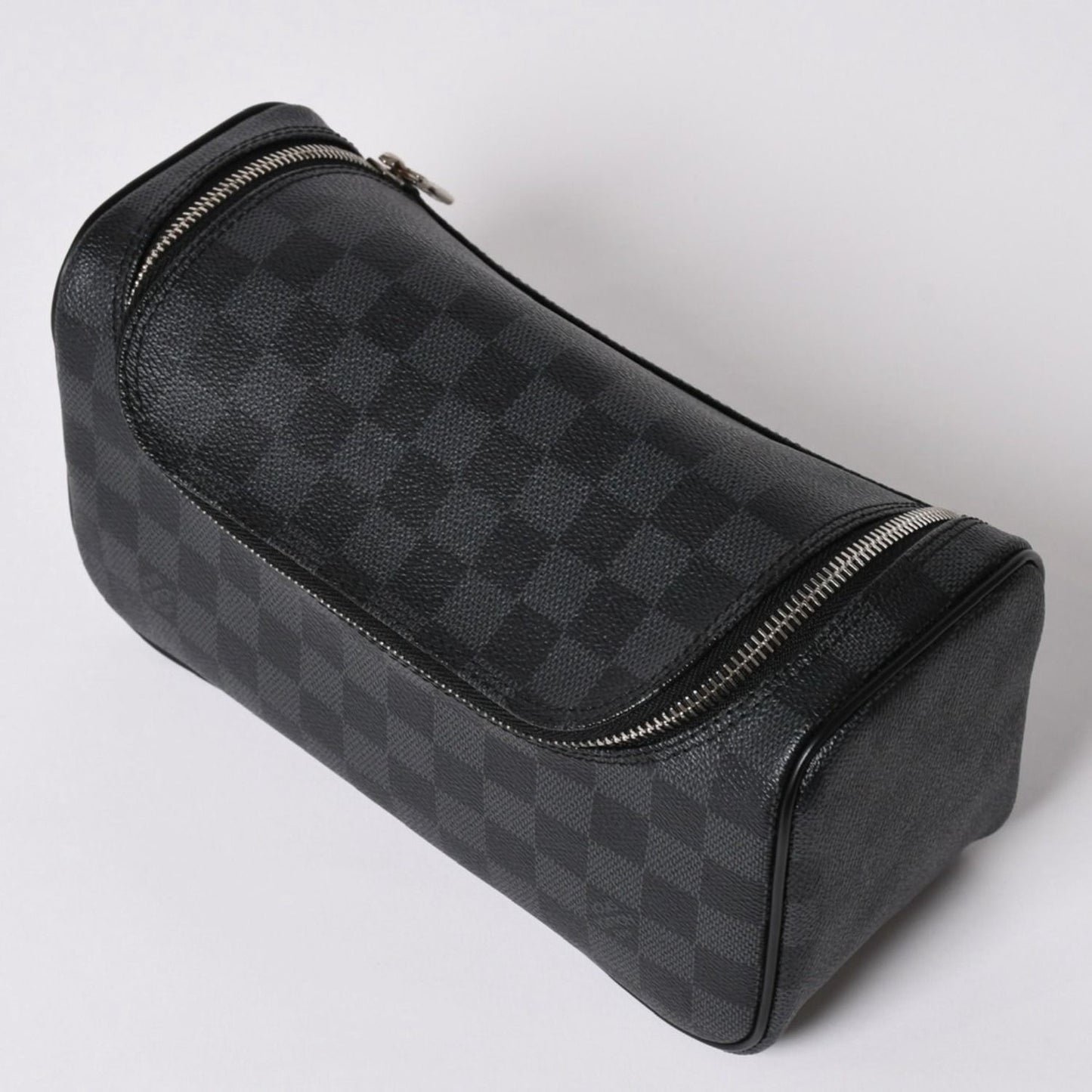 Louis Vuitton Damier Graphite Toilet Pouch Travel Bag Black — view 5