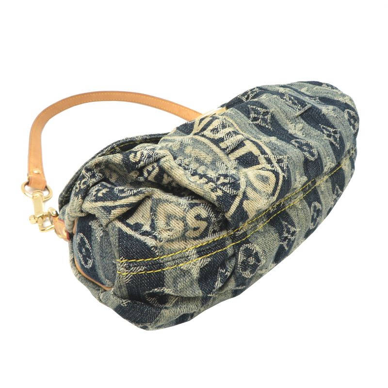 Louis Vuitton Shoulder Bag — view 3