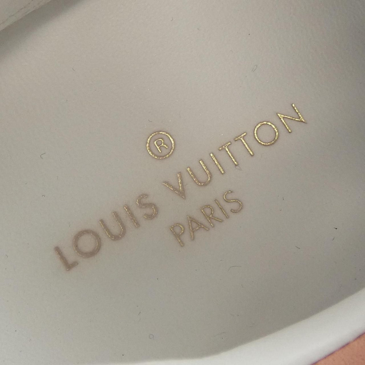 Louis Vuitton Run Away Line Sneakers — view 6