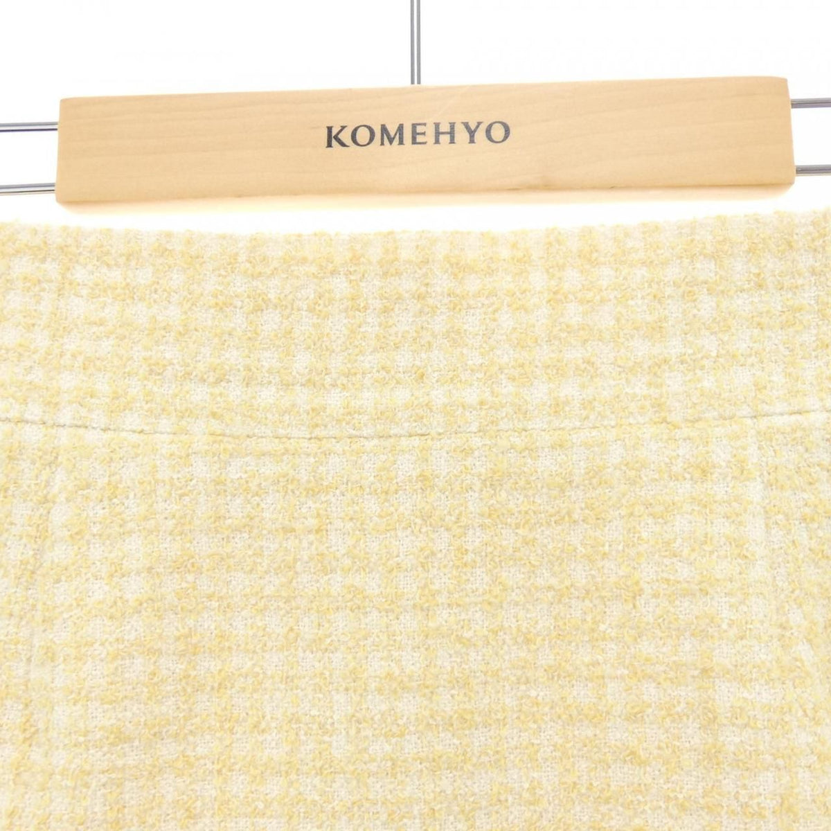 Chanel 09c Skirt Yellow — view 5