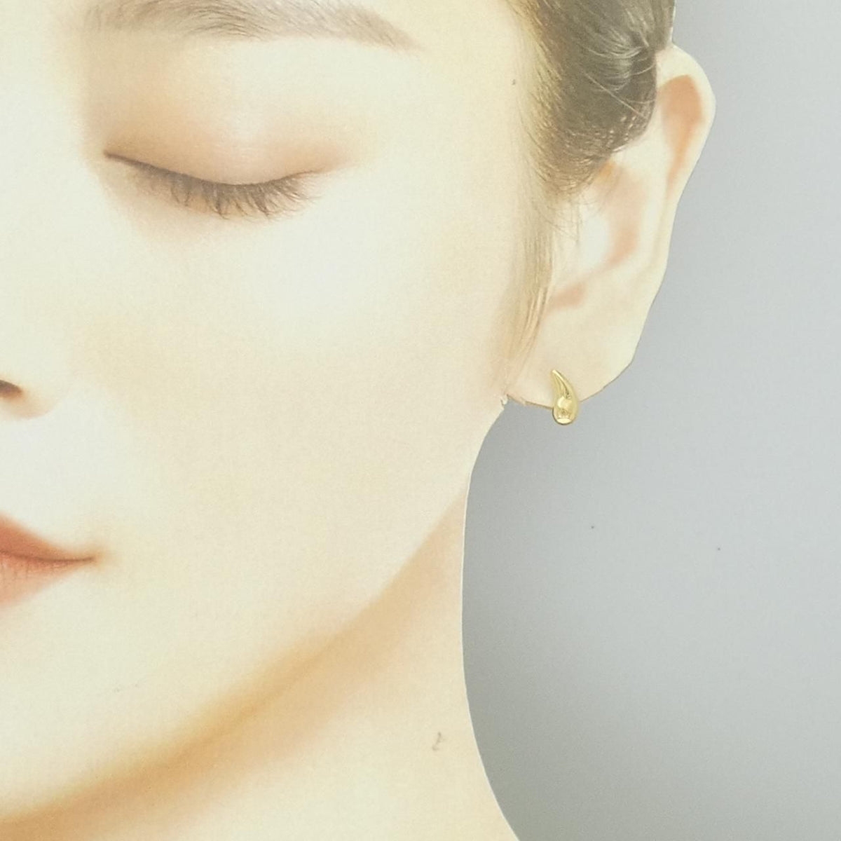 Tiffany & Co Teardrop Earrings — view 4