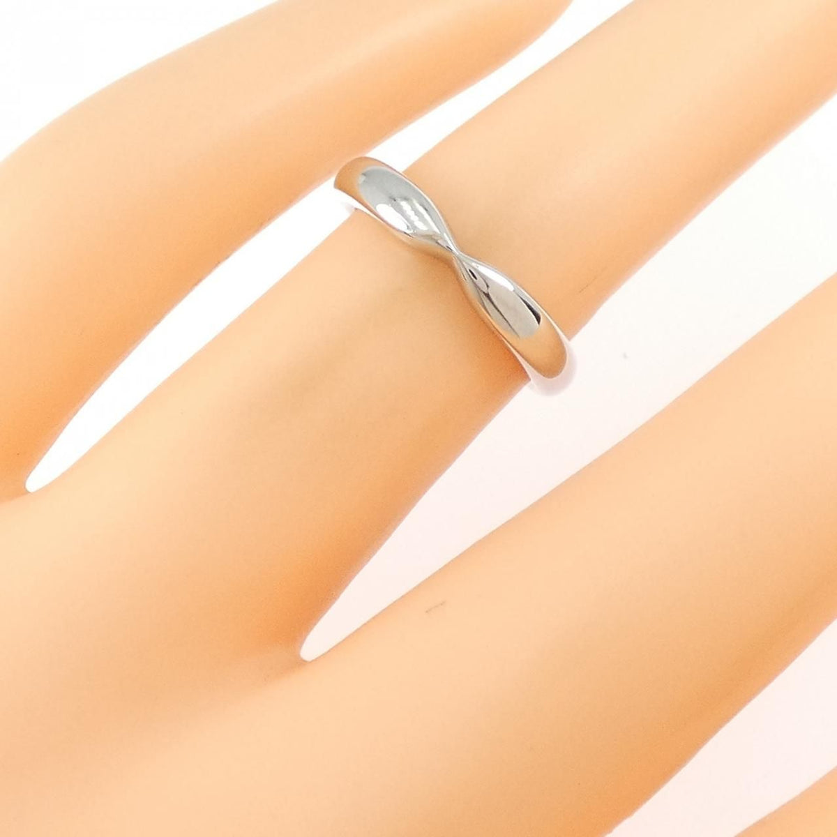Tiffany & Co Harmony Ring — view 4