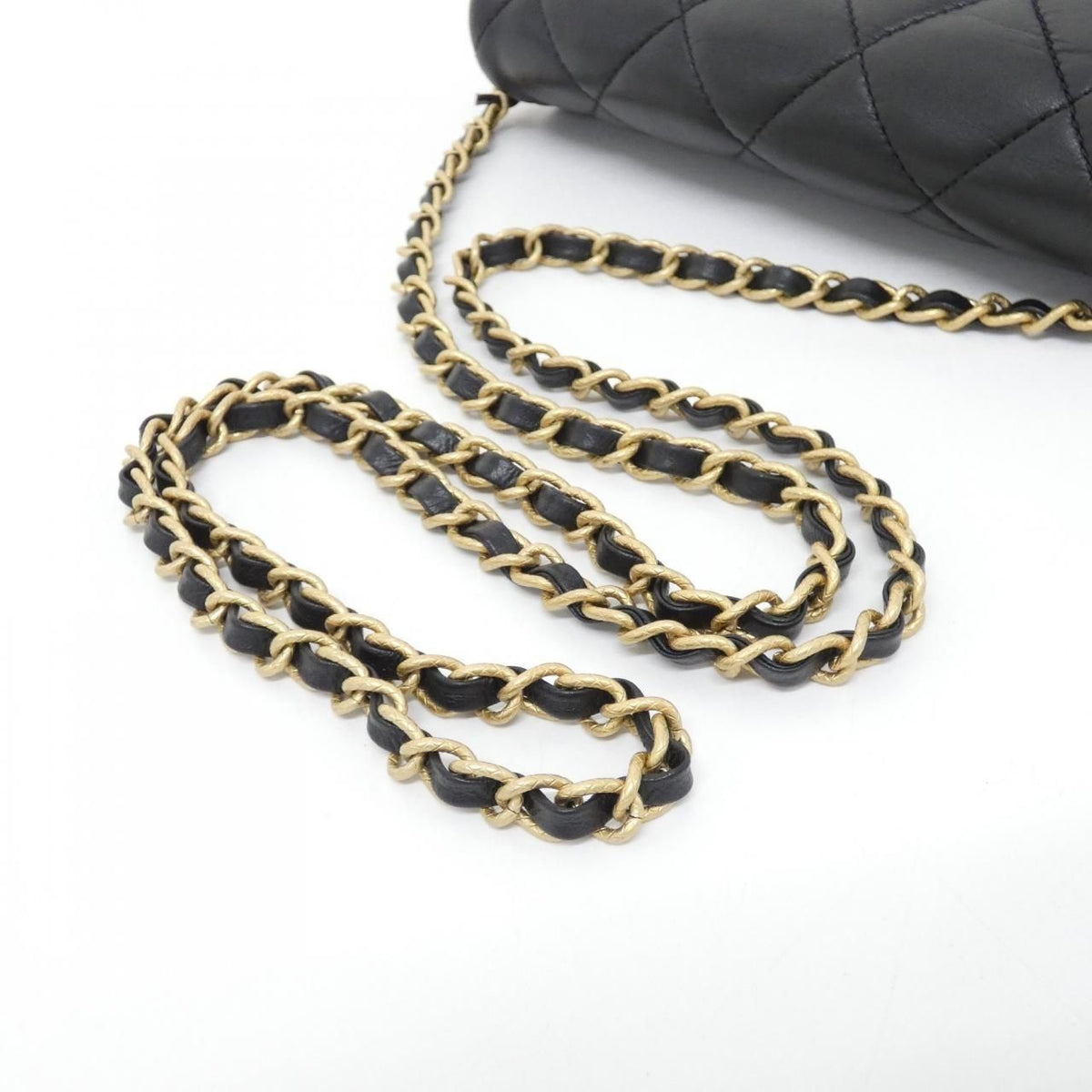 Chanel Shoulder Bag Black — view 5