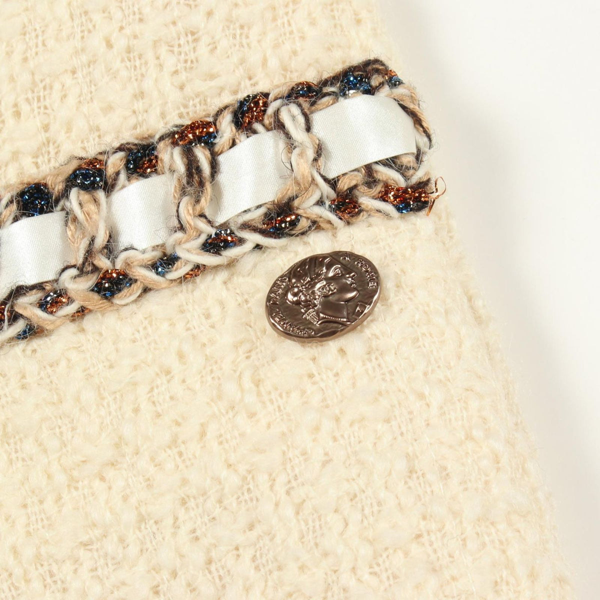Chanel Dress Sleeveless Tweed Mini White Wool — view 7