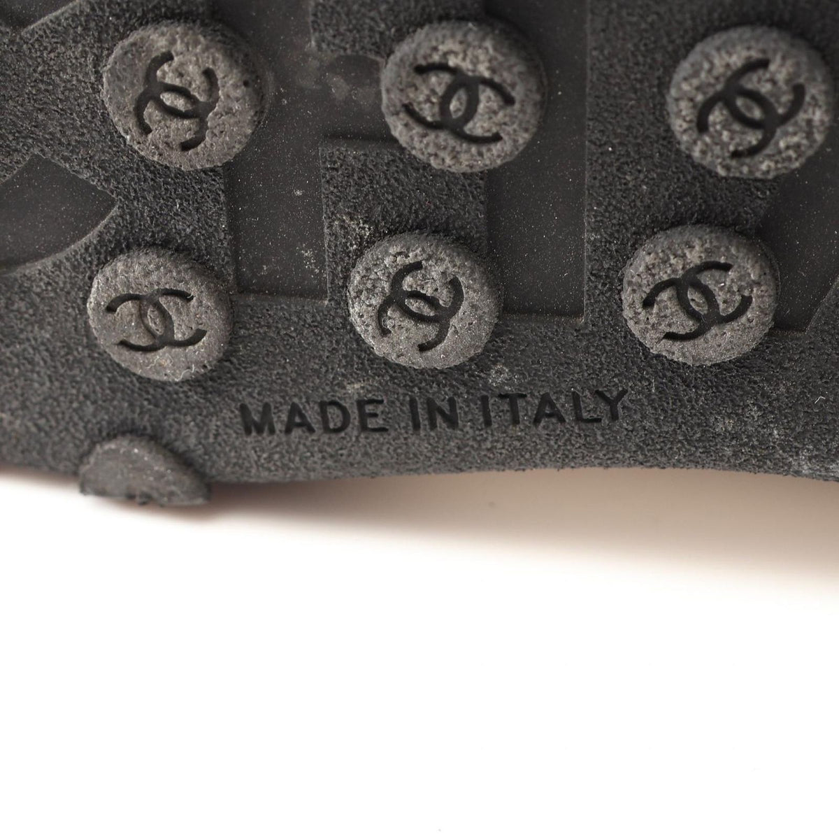 Chanel Sneakers CC Logo Nylon Suede — view 6