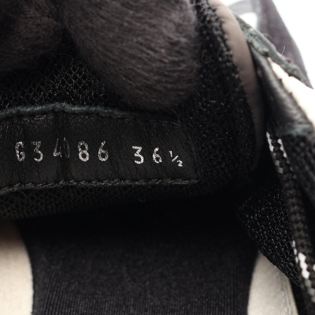 Chanel Sneakers CC Logo Nylon Suede — view 7