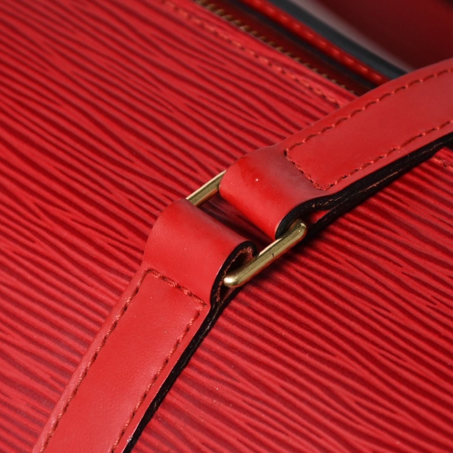 Louis Vuitton Soufflot Handbag Epi Leather Red Gold — view 6