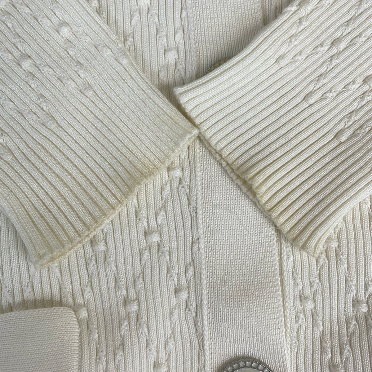 Chanel Cardigan 34 S White Long Sleeve CC Logo Tag One Side Resewn — view 5