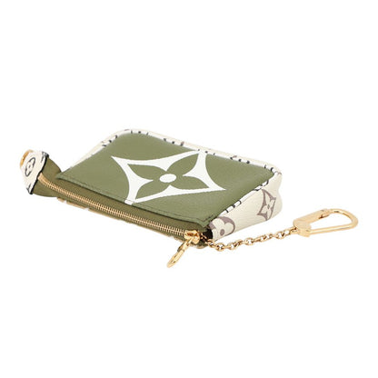 Louis Vuitton Pouch Monogram Giant Mini Pochette Accessoires — view 2