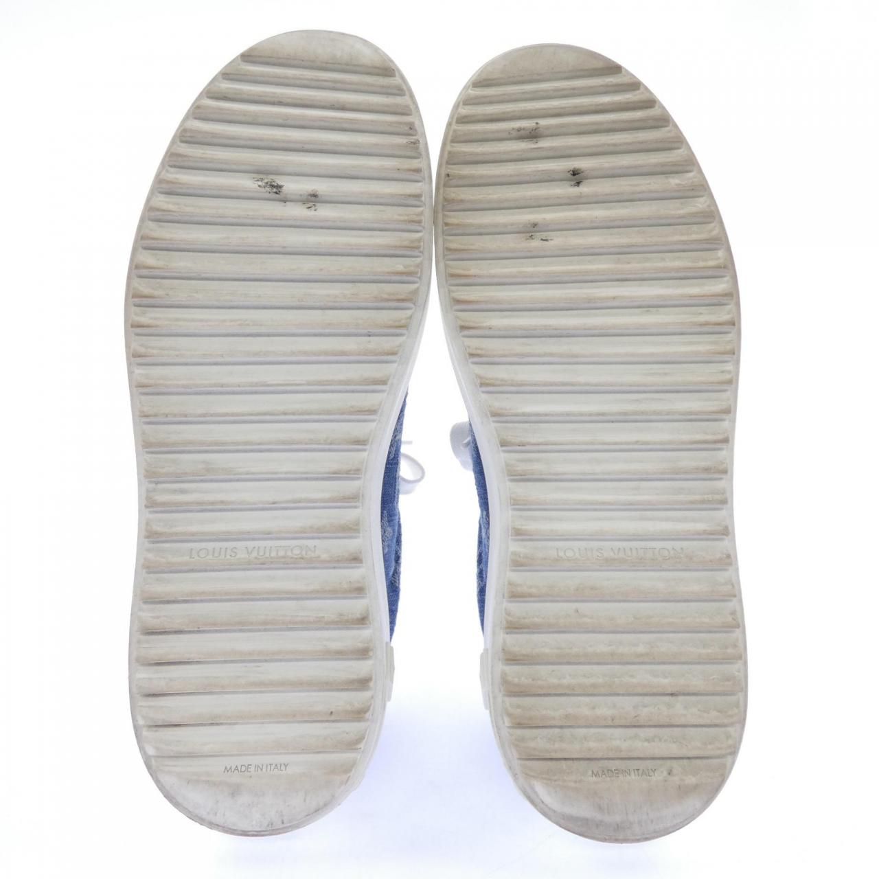 Louis Vuitton Time Out Line Sneakers — view 4