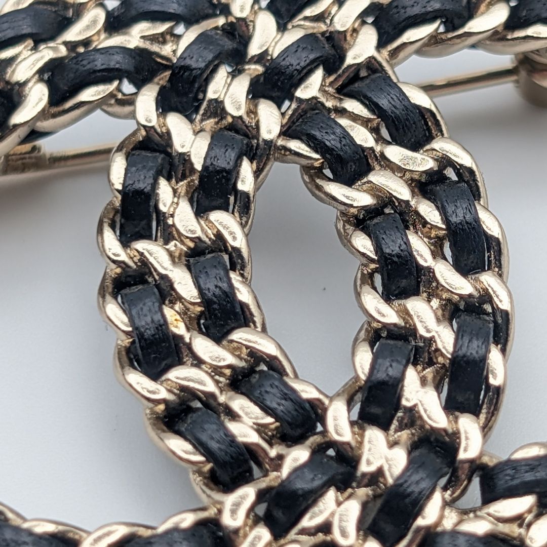 Chanel Brooch CC Logo Leather Chain Gold Black Rhinestone Recent — view 4