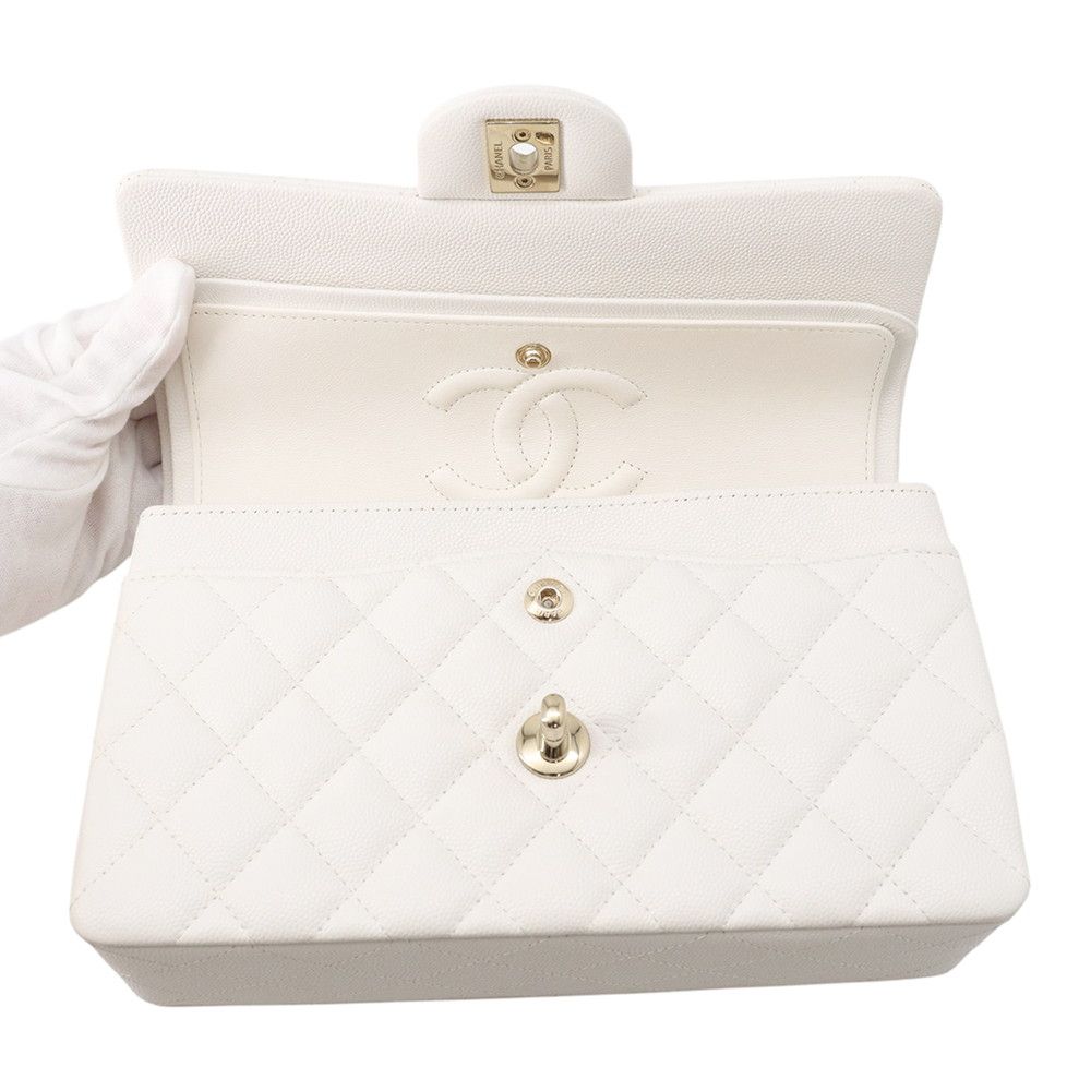 Chanel Chain Shoulder Bag Quilted 23 CC Logo Double White — view 6