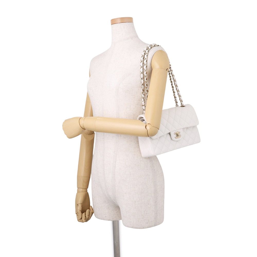 Chanel Chain Shoulder Bag Quilted 23 CC Logo Double White — view 4