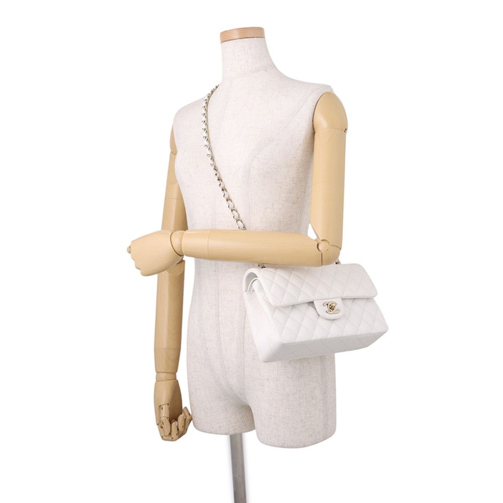 Chanel Chain Shoulder Bag Quilted 23 CC Logo Double White — view 5