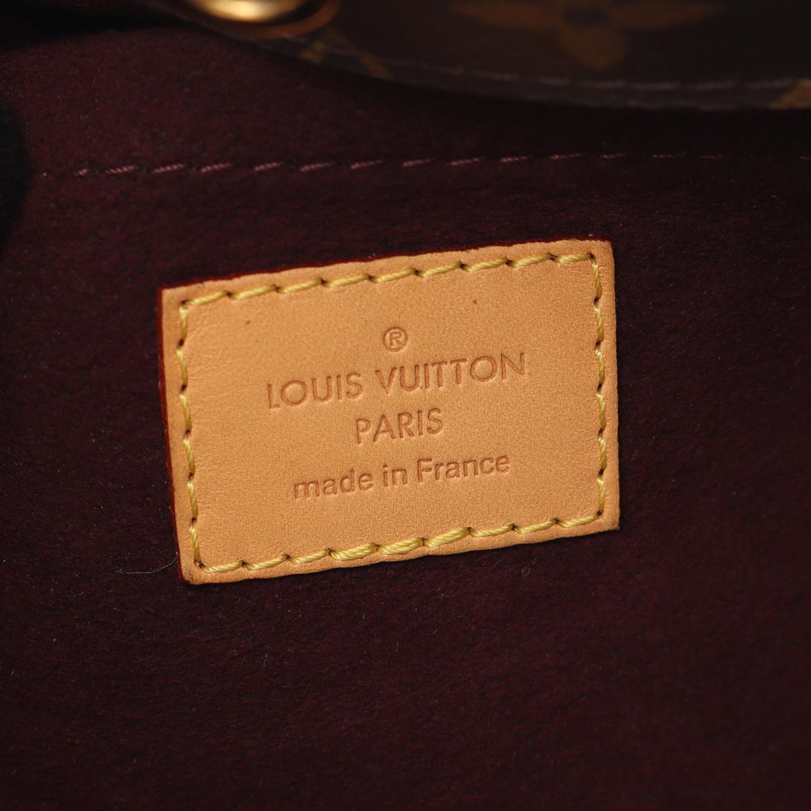Louis Vuitton Montaigne MM 2-Way Canvas Leather Handbag — view 4