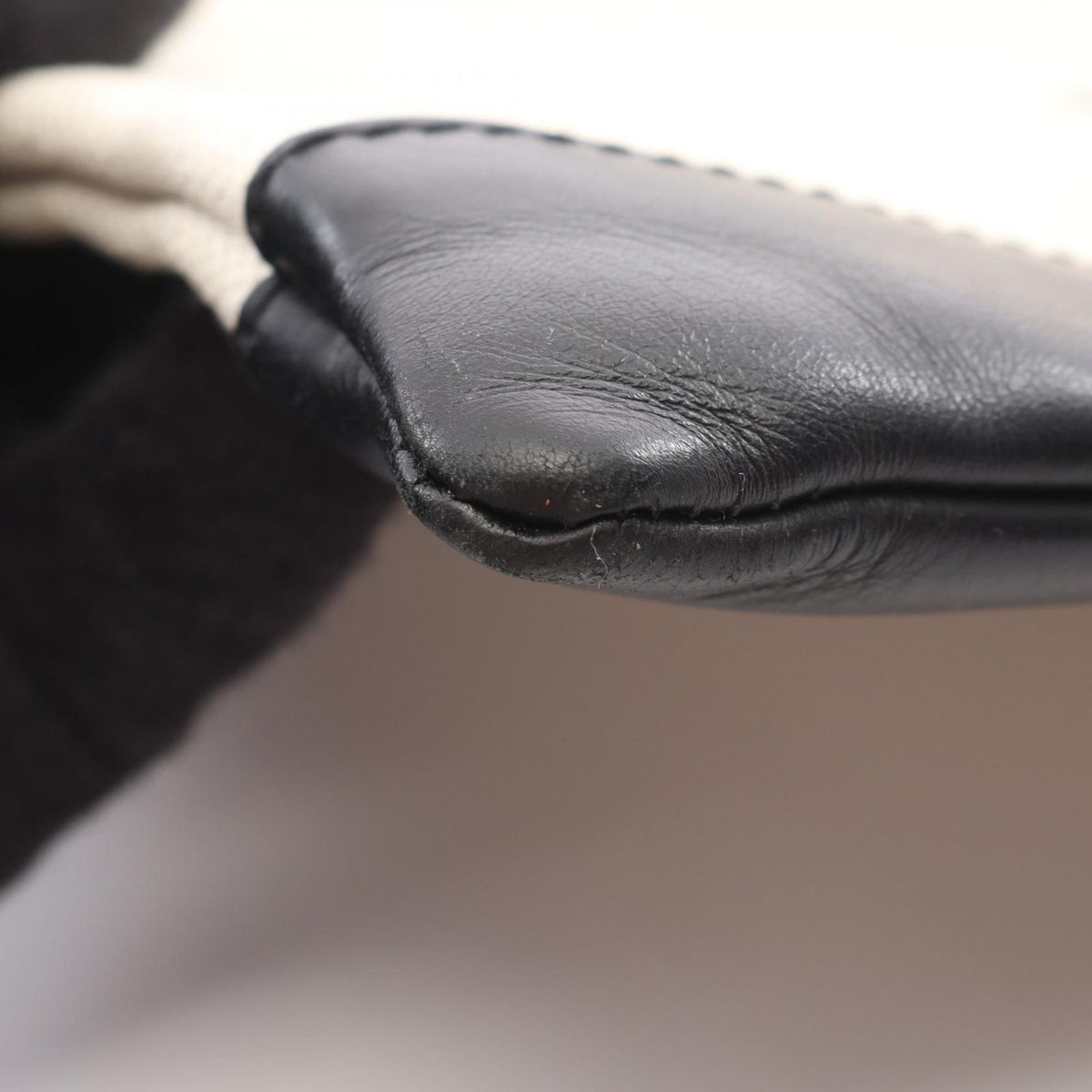 Balenciaga Clutch Navy Clip M Ivory Black Canvas Leather — view 5