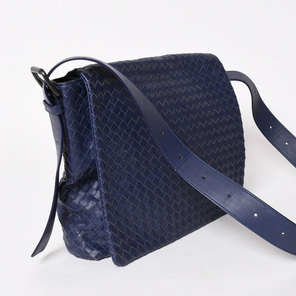 Bottega Veneta Shoulder Bag Intrecciato Blue Matte Silver — view 3