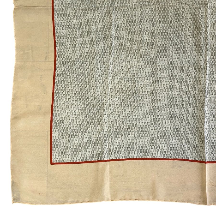 Chanel Scarf Shawl Camellia Silk Beige — view 5