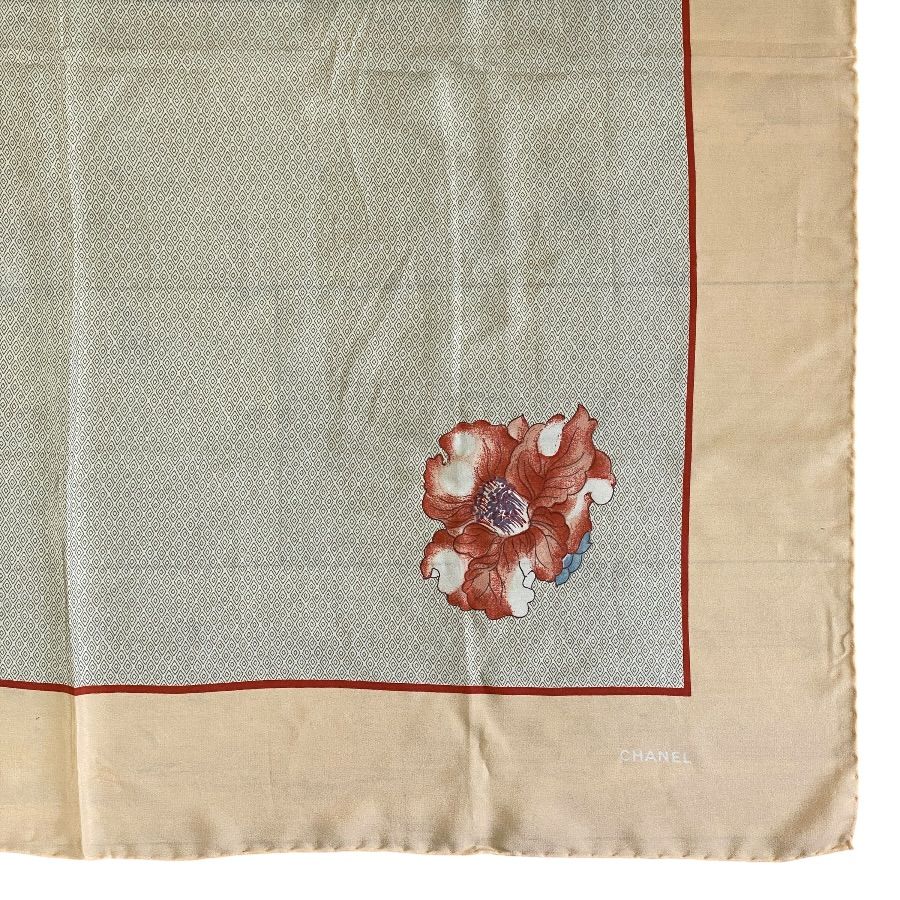 Chanel Scarf Shawl Camellia Silk Beige — view 4