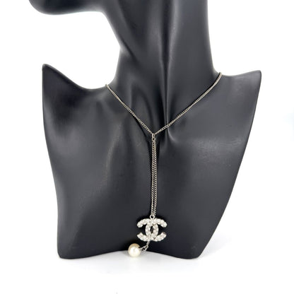 Chanel Necklace Long CC Logo Accessory Star Rhinestone Faux Pearl Vintage — view 2