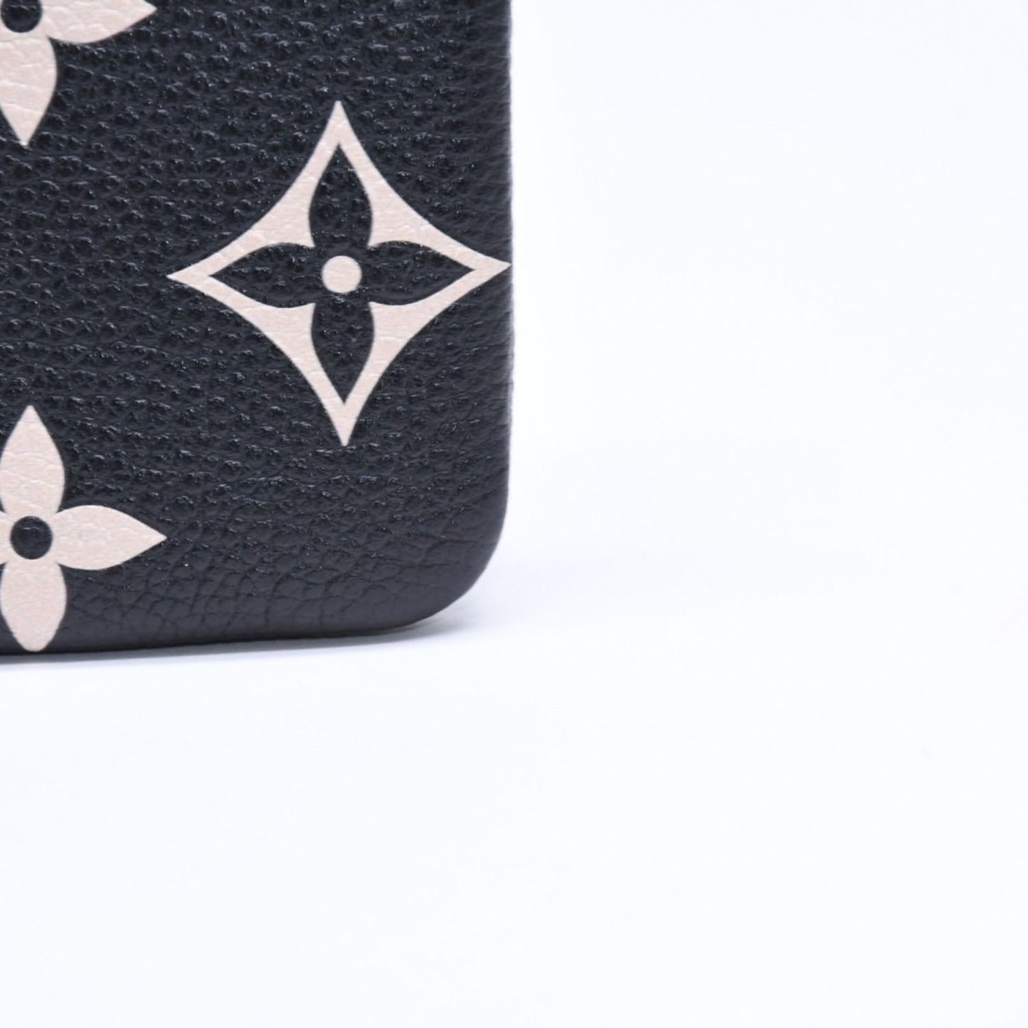 Louis Vuitton Coin Purse Monogram Empreinte Noir Pochette Cles Black Beige — view 6