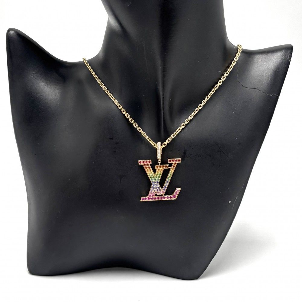 Louis Vuitton Pendant Pendentif LV XL with Adjustable Star — view 3