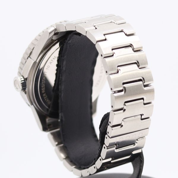 Gucci Sport 126.2 Quartz Date White Dial Watch — view 3