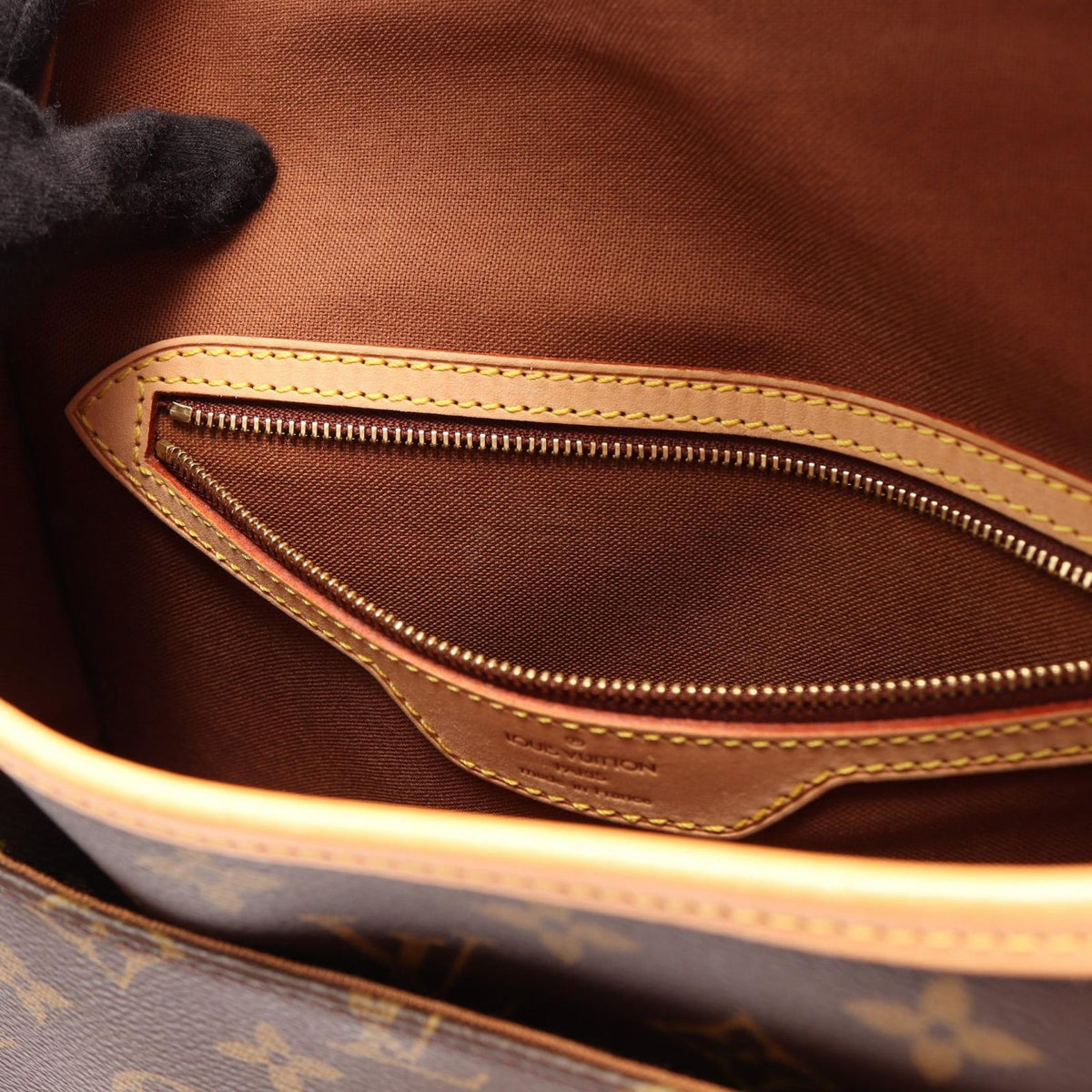 Louis Vuitton Shoulder Bag Solonge Monogram Canvas Leather — view 6