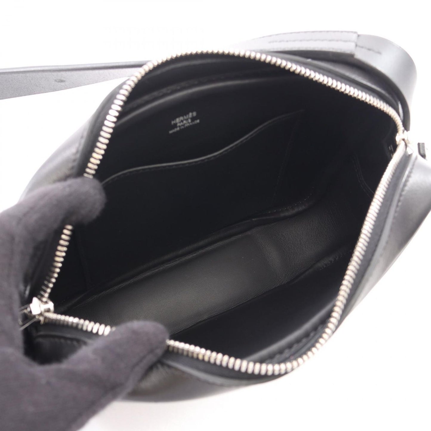 Hermes Shoulder Bag Onbody Etriviere Black — view 3