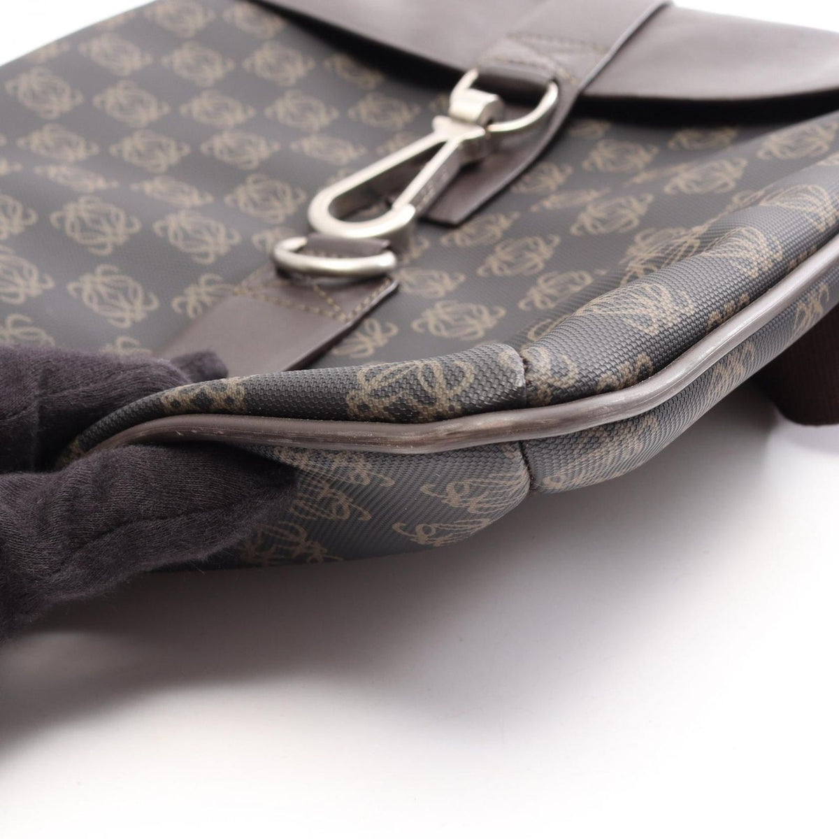 Loewe Shoulder Bag Anagram Brown Canvas Leather — view 8