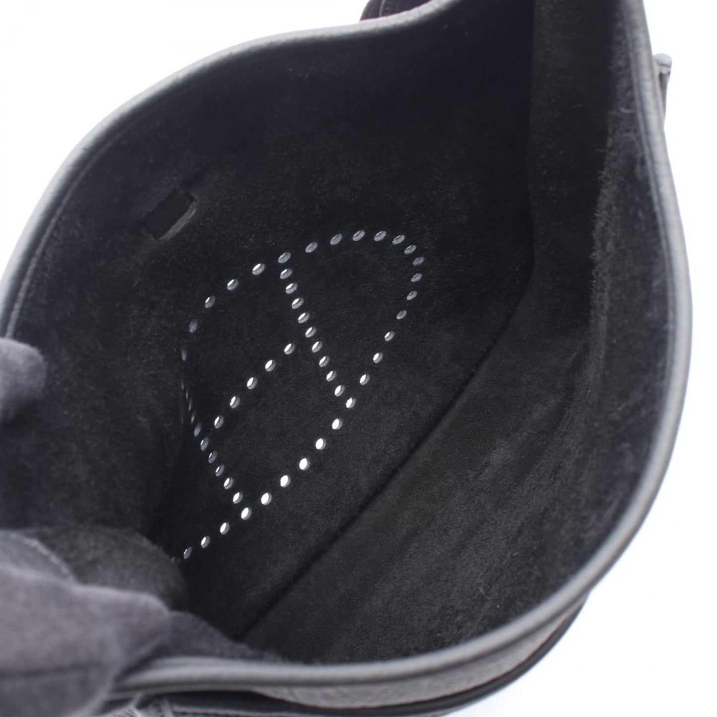 Hermes Shoulder Bag Evelyne 3 Trois PM Black Leather — view 3